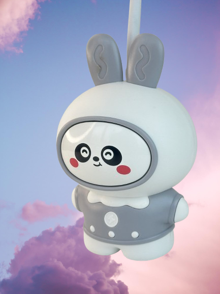 Kawaii face table lamp