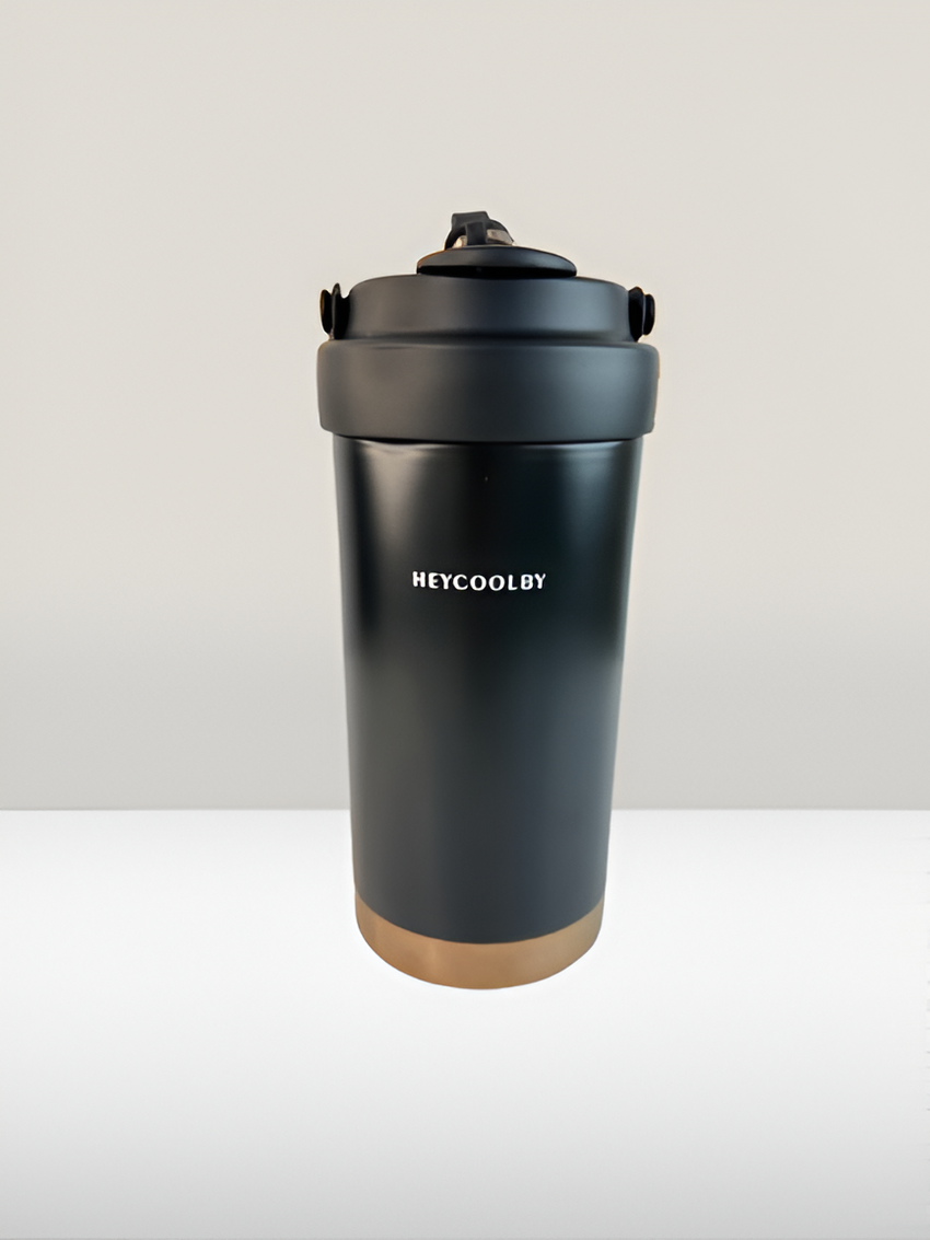 Insulating coffee mug with opening